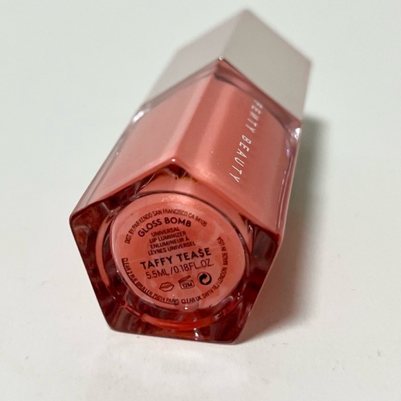 Fenty Beauty by Rihanna Gloss Bomb Universal Lip Luminizer Taffy Tease - Picture 3 of 3